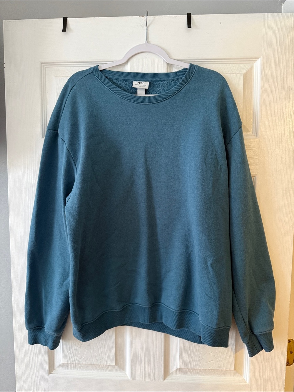 H&M Essentials No. 5 Relaxed Fit Crewneck Sweatshirt